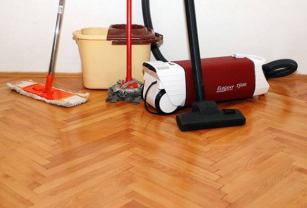 laminato grindų priežiūra