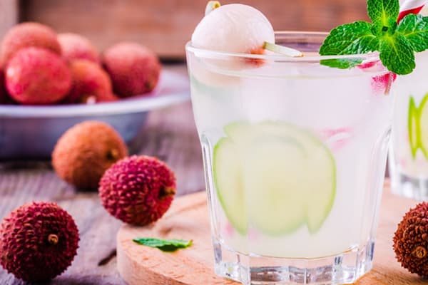 Cocktail met lycheesap