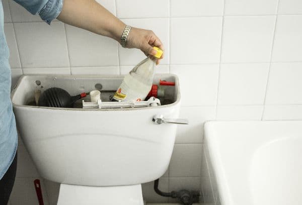 Sumažinti butelio vandens suvartojimą