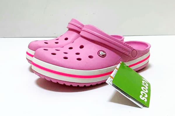 Rožiniai Crocs