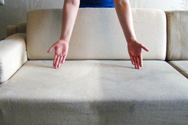 Sofa prieš ir po valymo