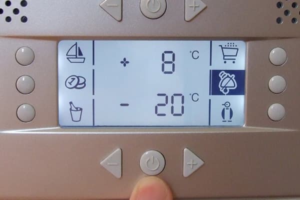 Šaldytuvo ir šaldiklio temperatūros režimo pasirinkimas