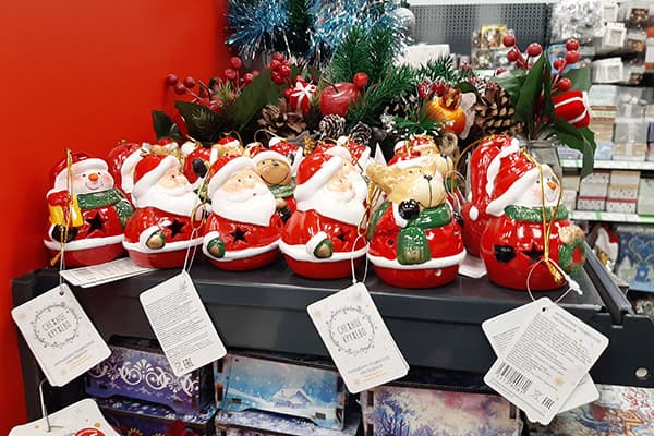 Pakabinamas kalėdinis papuošimas su LED lemputėmis iš FixPrice