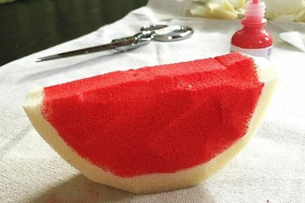 Dažymo putplasčio žaislai