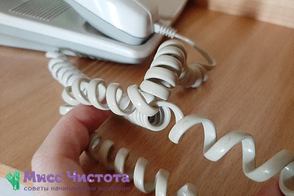 Susipainiojęs telefono laidas