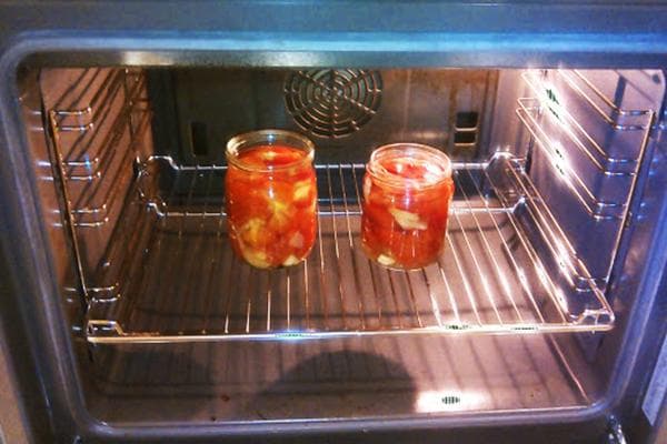 Stiklainių sterilizavimas su preparatais orkaitėje