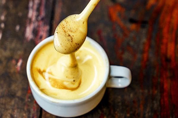 Cappuccino su kiaušinio tryniu