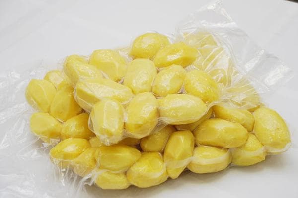Vakuuminiuose maišeliuose nuskustos bulvės