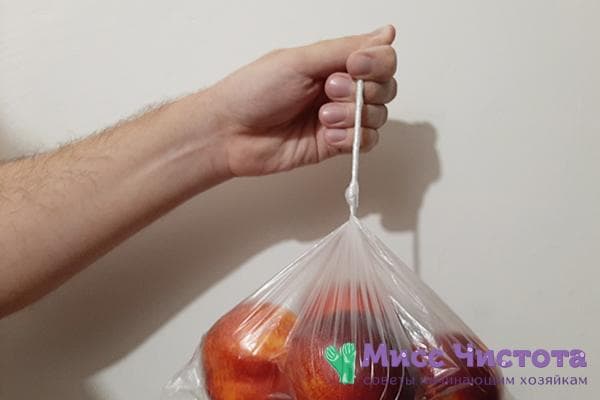 Laisvojo maišelio galo susukimas į virvę