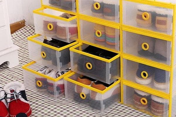 Plastikinių batų laikymo sistema