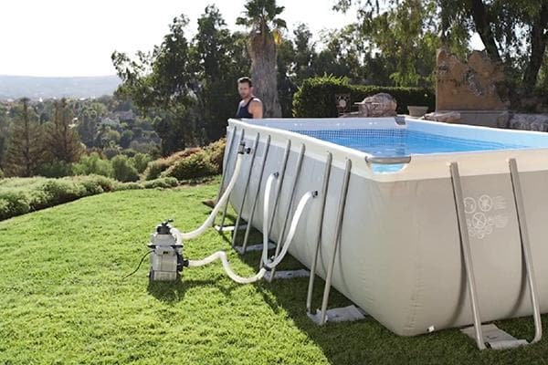 Karkasinis baseinas su chloro generatoriumi