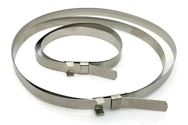 Juostos metaliniai spaustukai