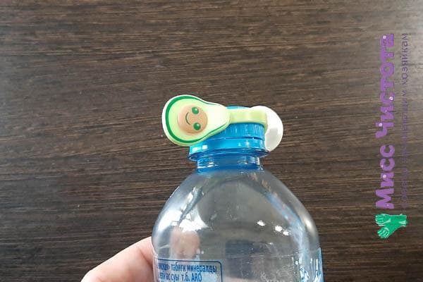 Užfiksuokite plastikinį butelį