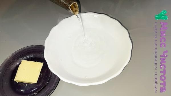supilkite vandenį į lėkštę