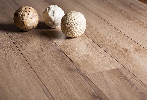 Laminatas – moderni apdailos medžiaga