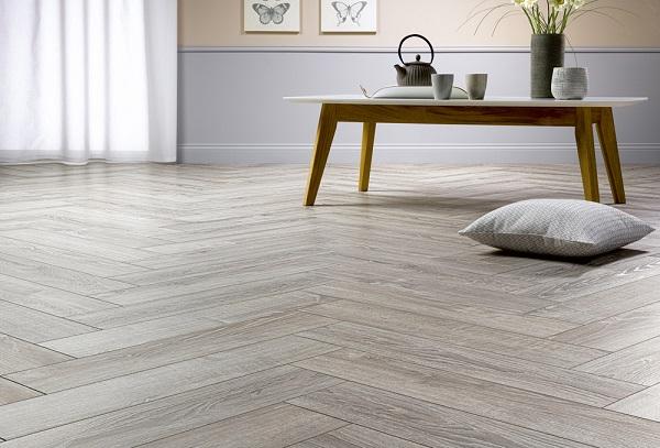Laminatas interjere