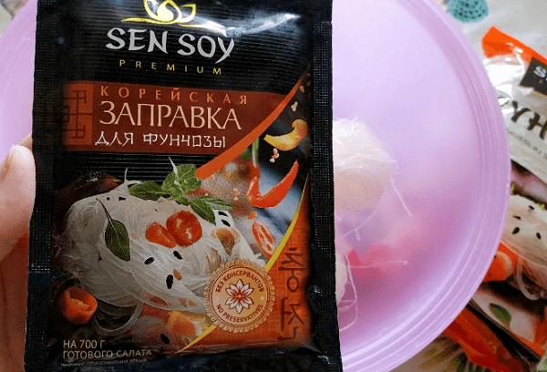 Originalus funchoza korėjiečių kalba