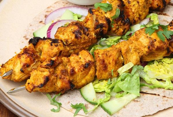 Kebabai su kariu