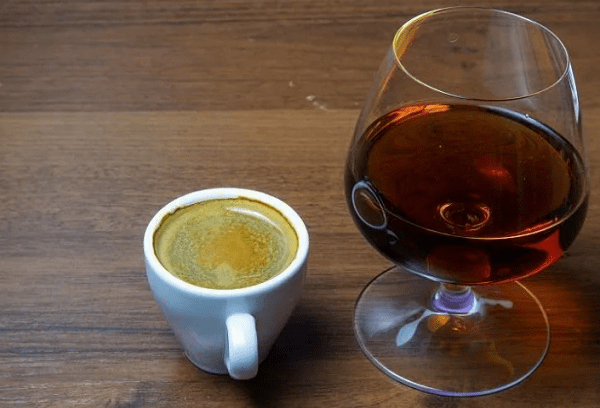 Kava su konjaku