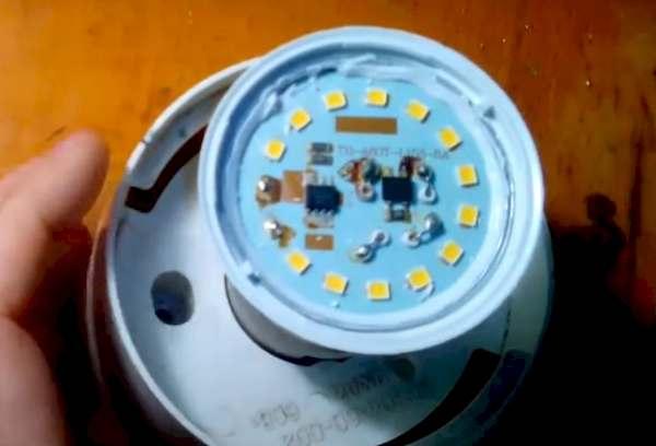 LED lempos remontas 7