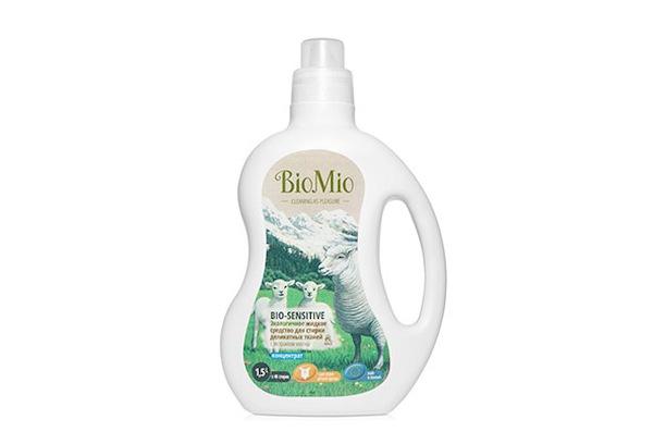 Hipoalerginis bekvapis skalbimo gelis Bio-Mio Bio-Sensitive su medvilnės ekstraktu